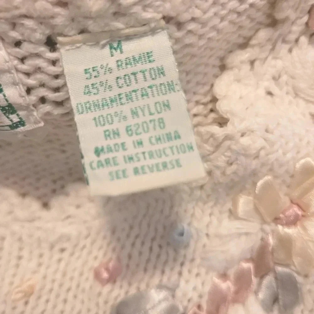 Vintage cream crochet lace pearls floral whimsy coquette cottagecore sweater M - Picture 6 of 14